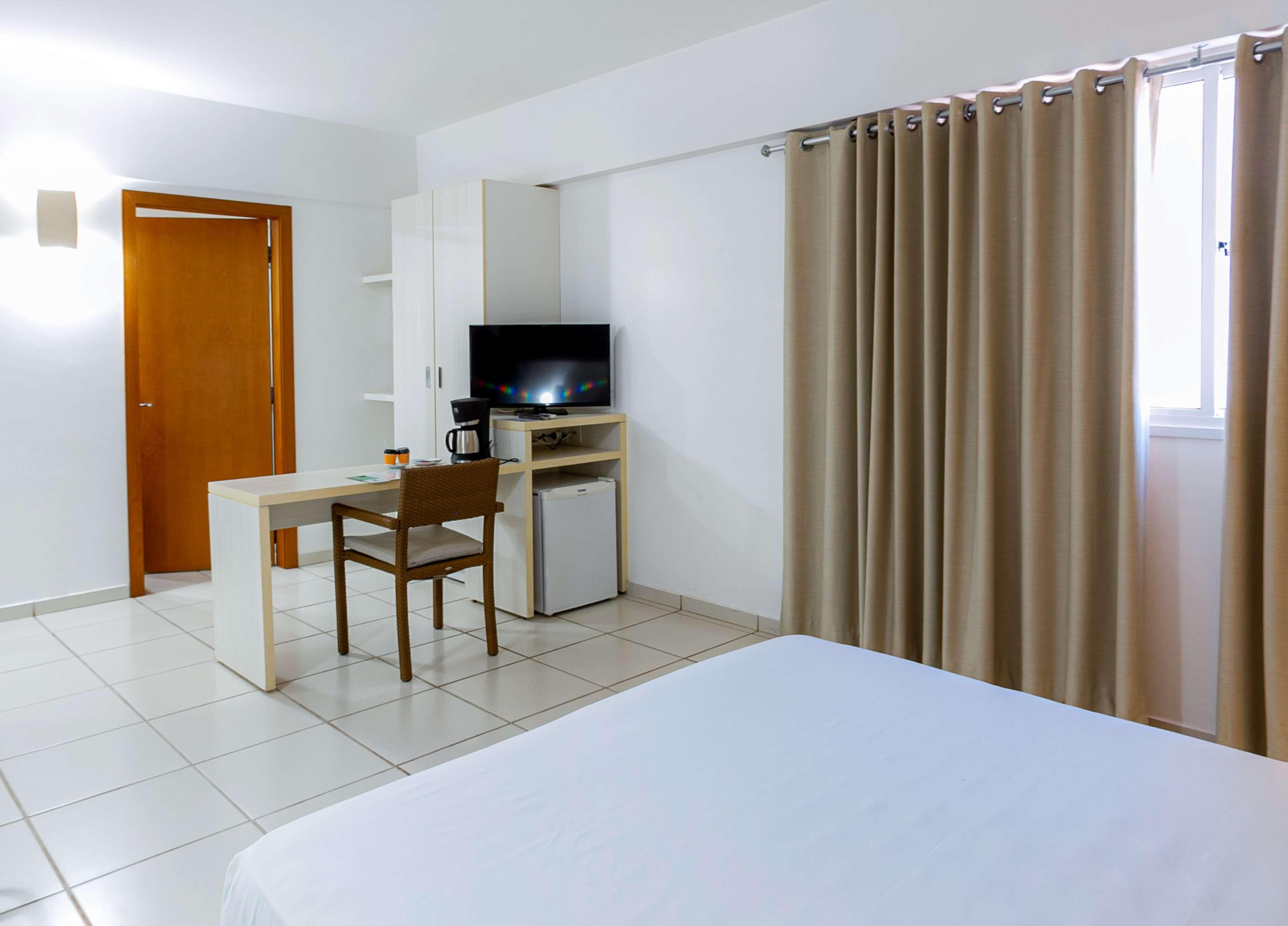 Best Western Suites Le Jardin Caldas Novas Exteriör bild